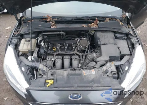 2016 Ford Focus S z USA, uszkodzony, nr VIN 1FADP3E2XGL274815